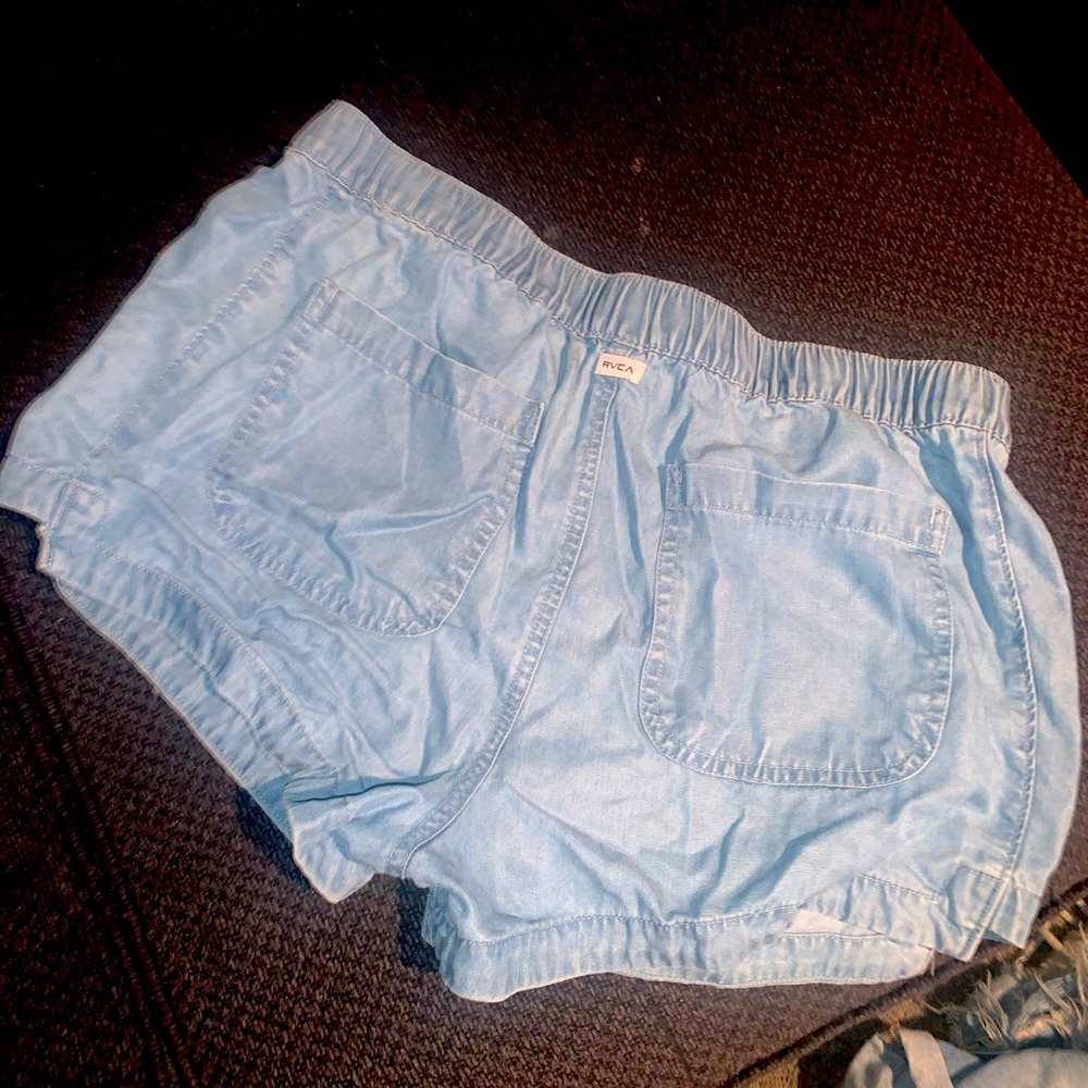 RVCA girls flowy shorts.